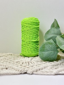 Sznurek 1,5 mm poliestrowy 100 m ZIELONY NEON