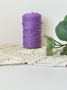 Sznurek 1,5 mm poliestrowy 100 m LILA