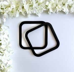 Uchwyty rączki do torebki drewniane kwadratowe czarne, 14 cm X 14 cm