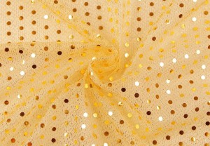 Żółty tiul z lureksem i cekinami do makramowych laleczek 17 X 50 cm