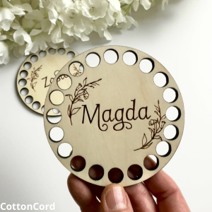 Personalizowana, imienna baza okrągła 10 cm, koszyczek podkładka pod kubek 4 mm 