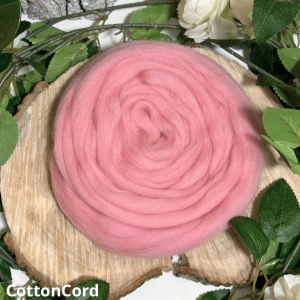 Wełna czesankowa PUDROWY RÓŻ  50 gr 