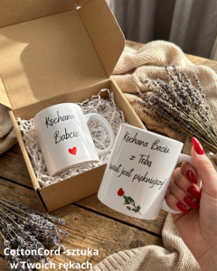 Kubek Kochana Babciu 330 ml • prezent dla Babci • trwały nadruk • elegancki kubek ceramiczny