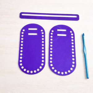 Baza z fioletowej pleksi do torebki wzór 6 , boki + listwa do klapki 