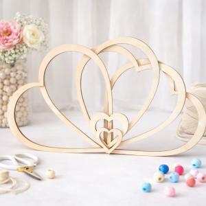 Drewniana obręcz w kształcie serca szersza u góry – od 7 do 50 cm 