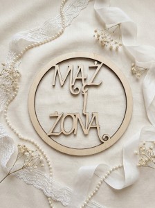 Drewniana obręcz „Mąż i Żona” – dekoracja ślubna 30–50 cm