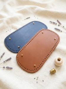 Dno do torebki z eko skóry 12 x 25 cm ze złotymi stopkami | 60 otworów