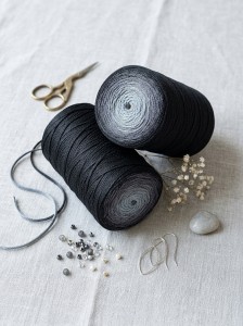 Sznurek poliestrowy płaski Ombre 5 mm 250 m – Czarny / Stalowy / Szary 